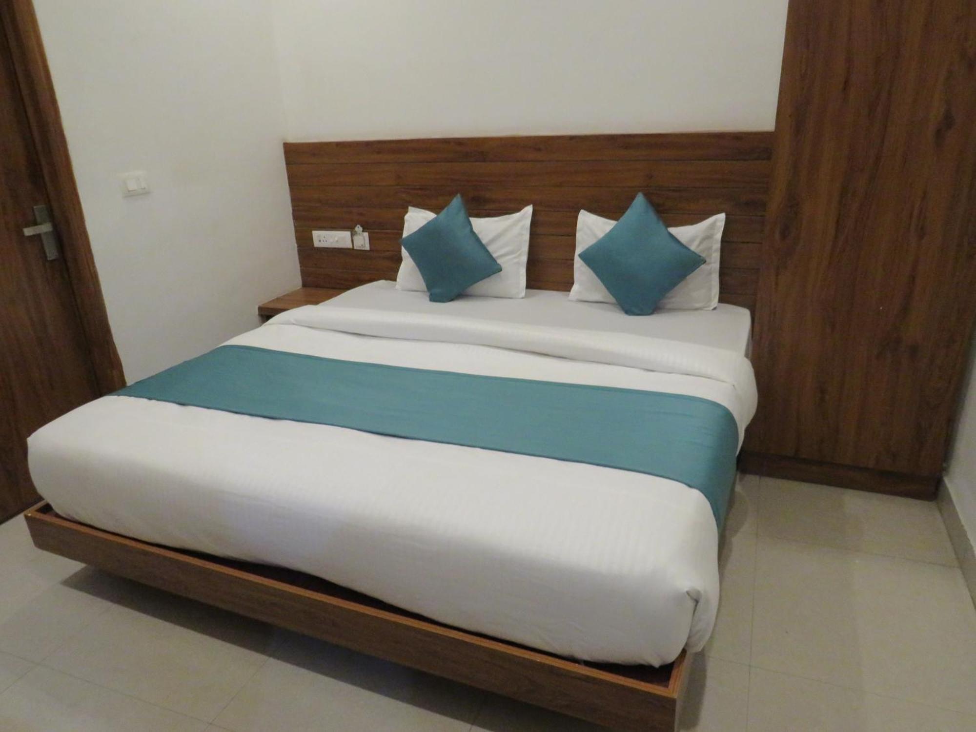 Hotel Namami Tapovan Rishikesh Exterior photo